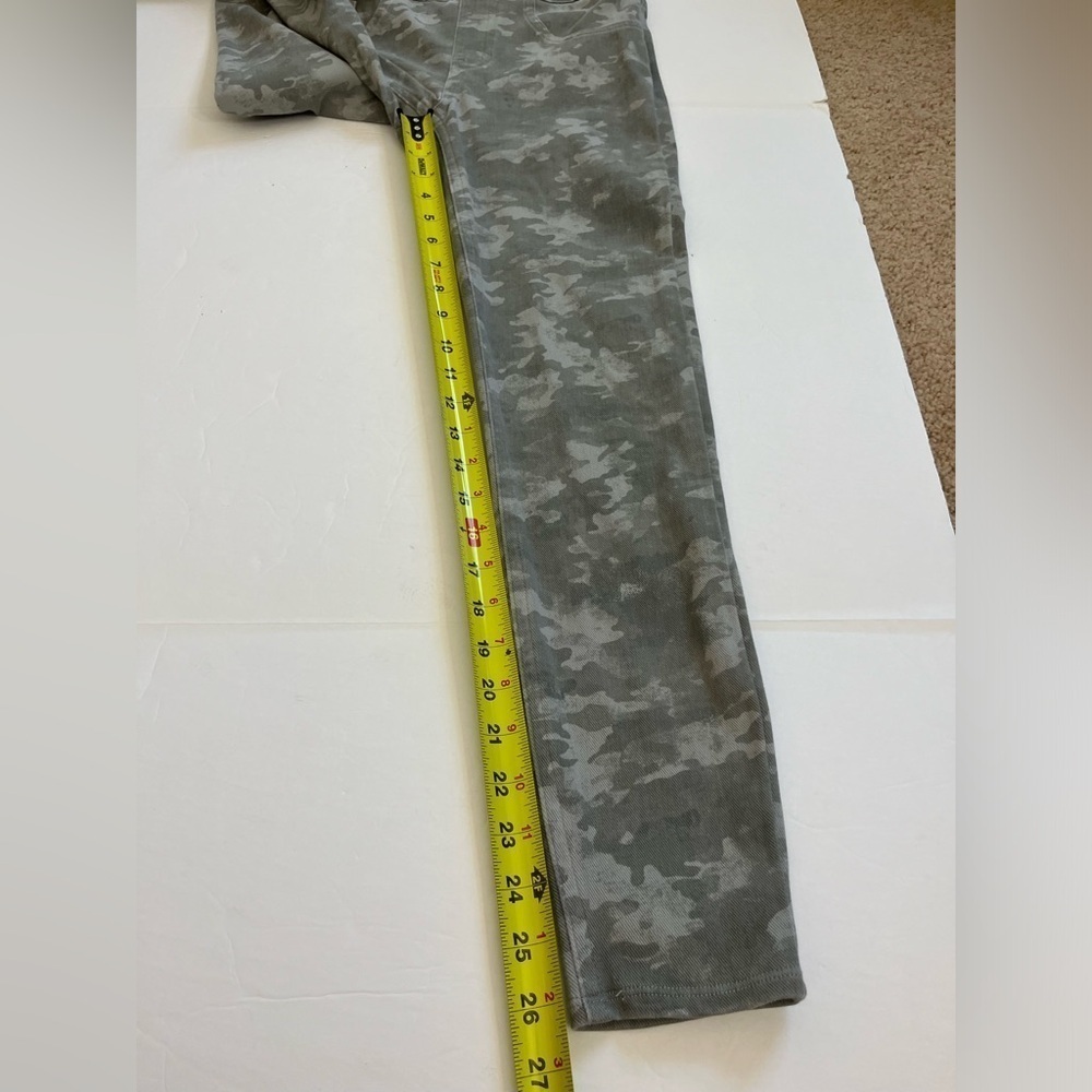 Spanx Jean-ish Leggings Size Small Gray Camo - Picture 8 of 10